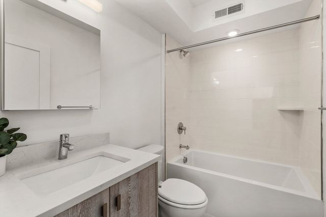 917 Bennington Street 211, Boston, MA 02128