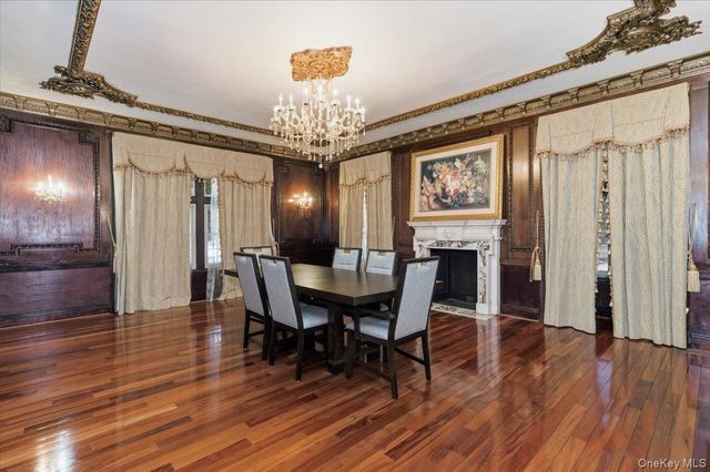 8 Eastway, Bronxville, NY 10708