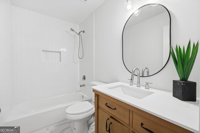 519 Hillcrest Cross Road, Canton, GA 30115