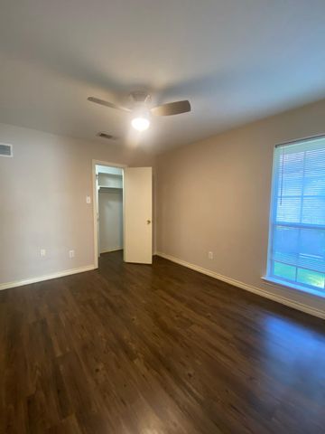 17804 Hillcrest Road, Dallas, TX 75252