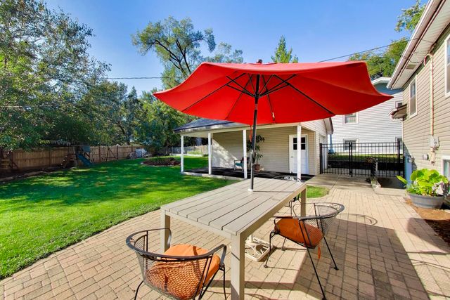 1445 N Webster Street, Naperville, IL 60563