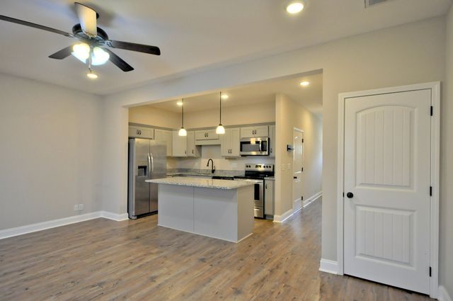 314 FALLOW CIR, Clarksville, TN 37040