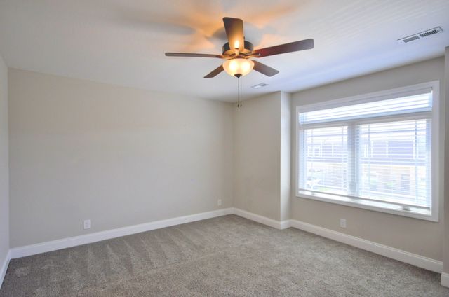 314 FALLOW CIR, Clarksville, TN 37040