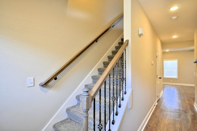 314 FALLOW CIR, Clarksville, TN 37040