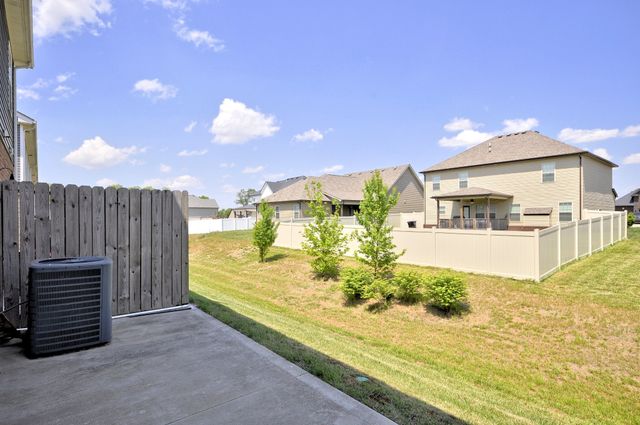 314 FALLOW CIR, Clarksville, TN 37040