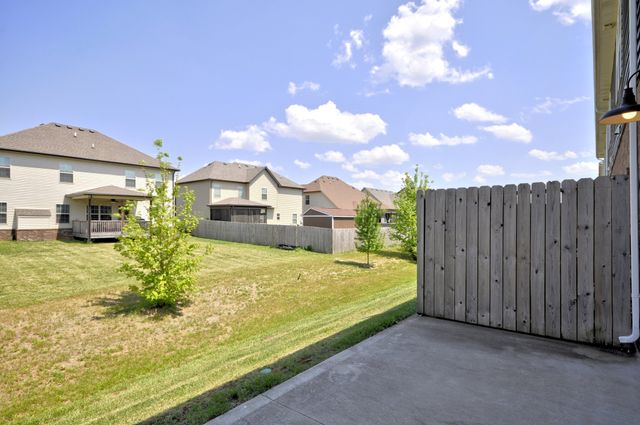 314 FALLOW CIR, Clarksville, TN 37040