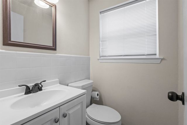 738 Kingswood Avenue, Richardson, TX 75080