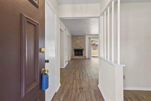 738 Kingswood Avenue, Richardson, TX 75080