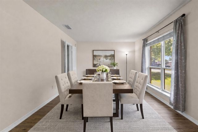 738 Kingswood Avenue, Richardson, TX 75080