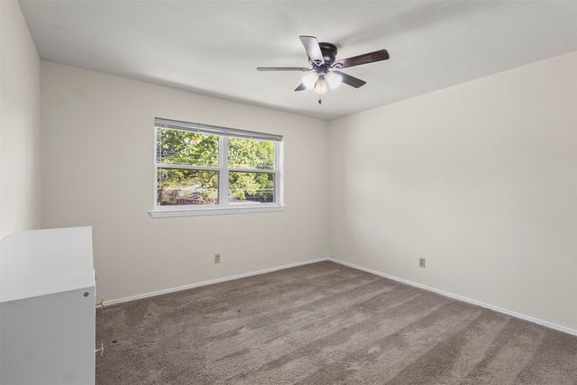 738 Kingswood Avenue, Richardson, TX 75080