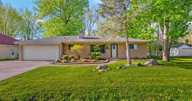950 Gallaland Avenue, Rochester Hills, MI 48307