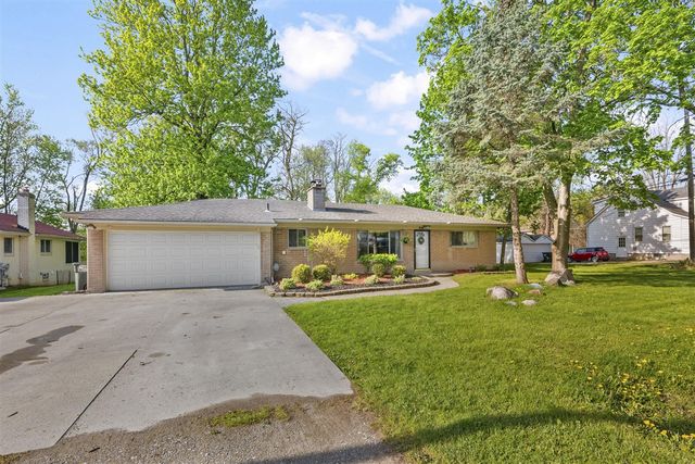 950 Gallaland Avenue, Rochester Hills, MI 48307