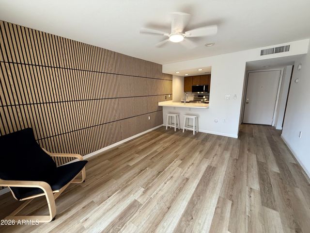 3033 E DEVONSHIRE Avenue 1001, Phoenix, AZ 85016