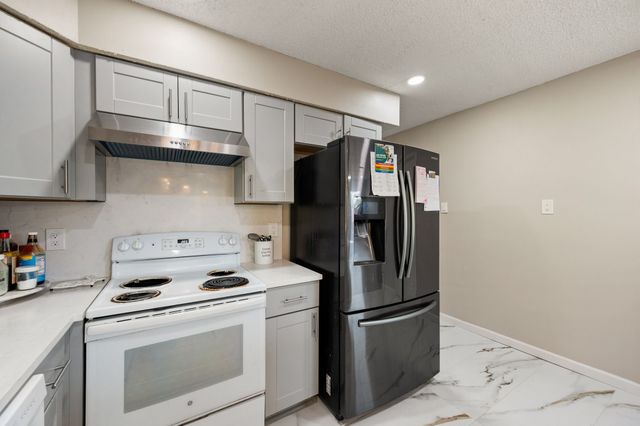 1706 Delaford Circle, Carrollton, TX 75007