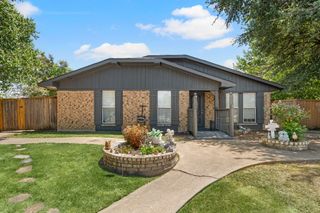 1706 Delaford Circle, Carrollton, TX 75007