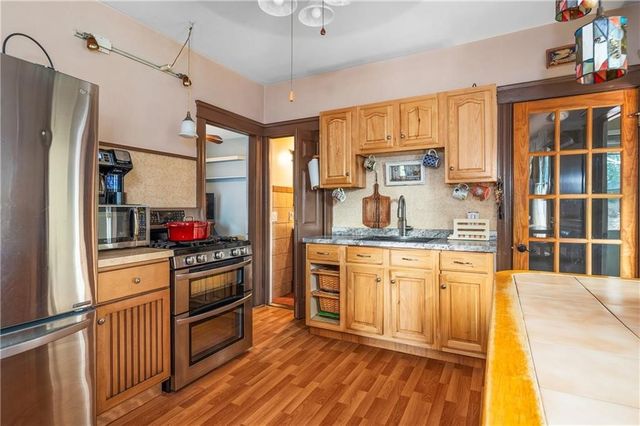 19 Hopkins Street, Lincoln, RI 02865