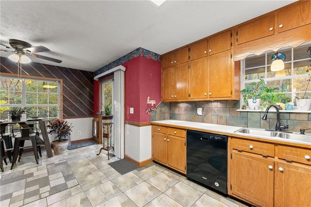 4647 Laurel Brook Drive, Flowery Branch, GA 30542