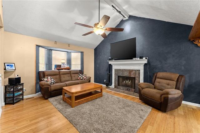 4647 Laurel Brook Drive, Flowery Branch, GA 30542