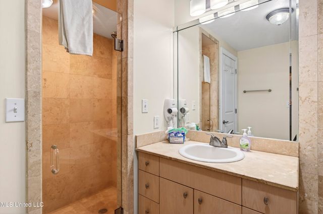 1899 Beach Boulevard, 202, Biloxi, MS 39531