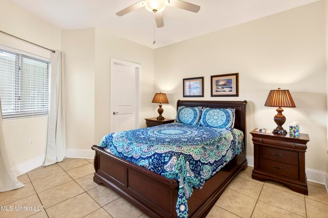 1899 Beach Boulevard, 202, Biloxi, MS 39531