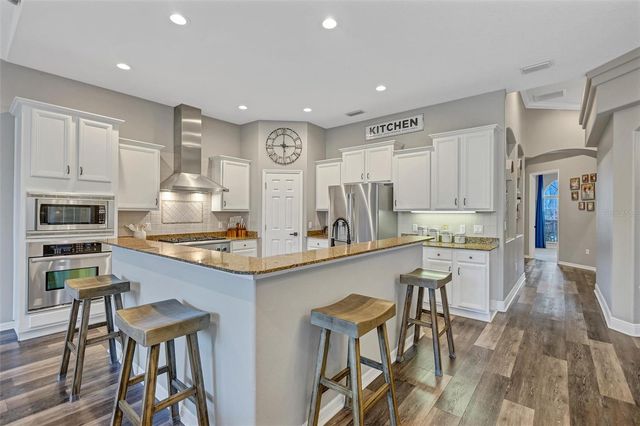 6022 HAMMOCK HILL AVENUE, Lithia, FL 33547