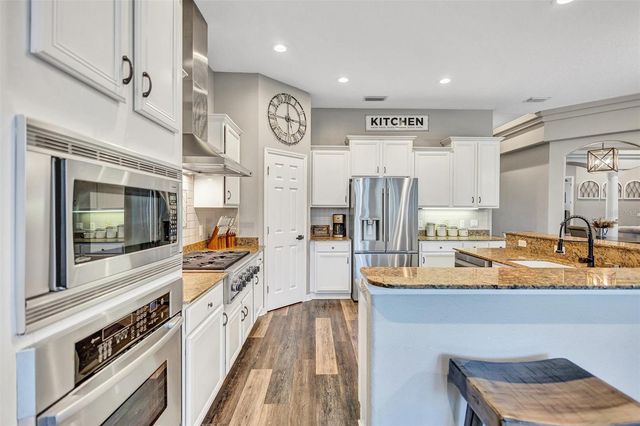 6022 HAMMOCK HILL AVENUE, Lithia, FL 33547