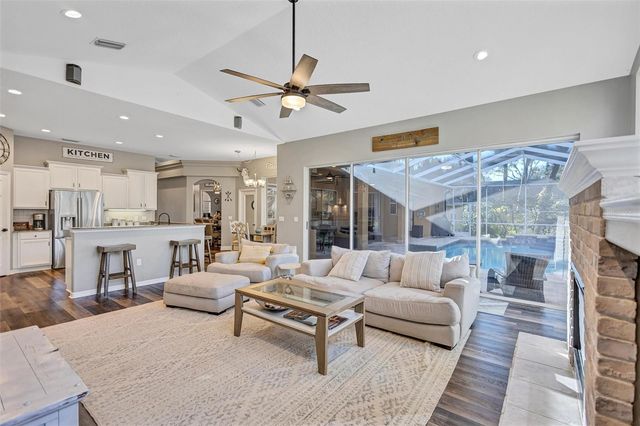 6022 HAMMOCK HILL AVENUE, Lithia, FL 33547