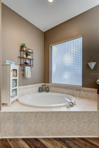 6022 HAMMOCK HILL AVENUE, Lithia, FL 33547