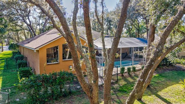 6022 HAMMOCK HILL AVENUE, Lithia, FL 33547