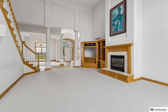 7701 San Mateo Lane, Lincoln, NE 68516