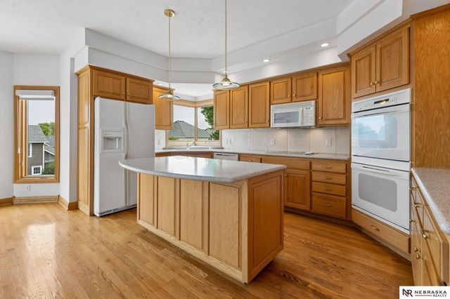 7701 San Mateo Lane, Lincoln, NE 68516