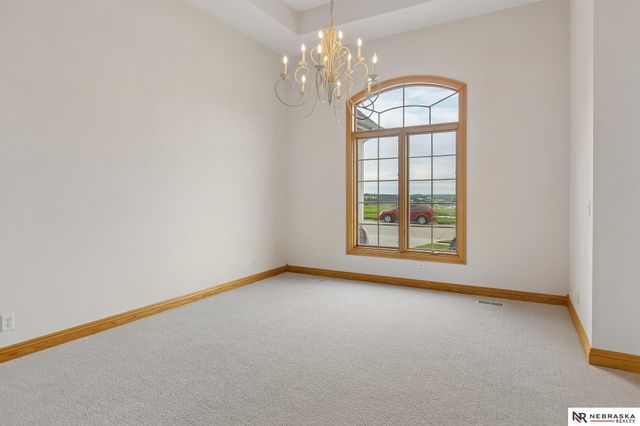 7701 San Mateo Lane, Lincoln, NE 68516