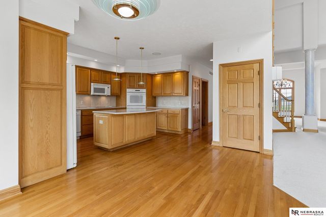 7701 San Mateo Lane, Lincoln, NE 68516