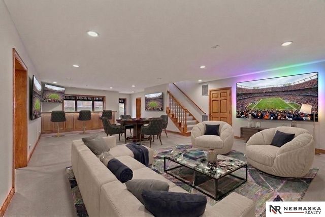 7701 San Mateo Lane, Lincoln, NE 68516