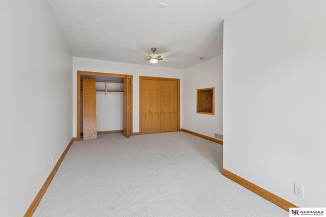 7701 San Mateo Lane, Lincoln, NE 68516