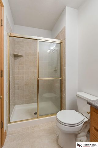 7701 San Mateo Lane, Lincoln, NE 68516