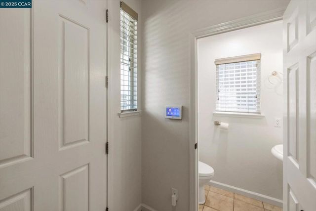 272 Appian Village Dr, El Sobrante, CA 94803