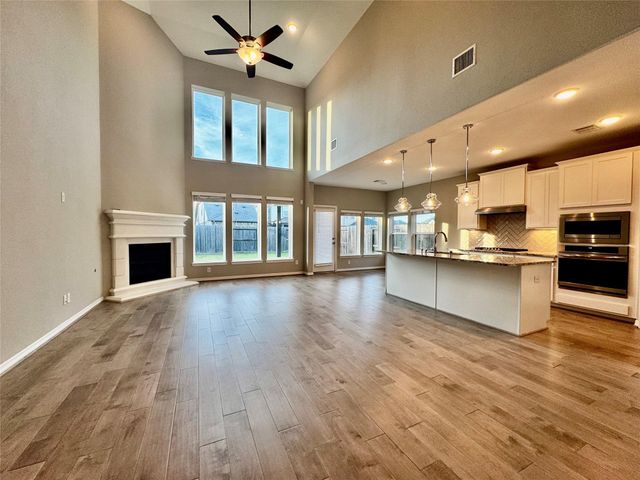 28622 Monarch Cliffs Drive, Fulshear, TX 77441