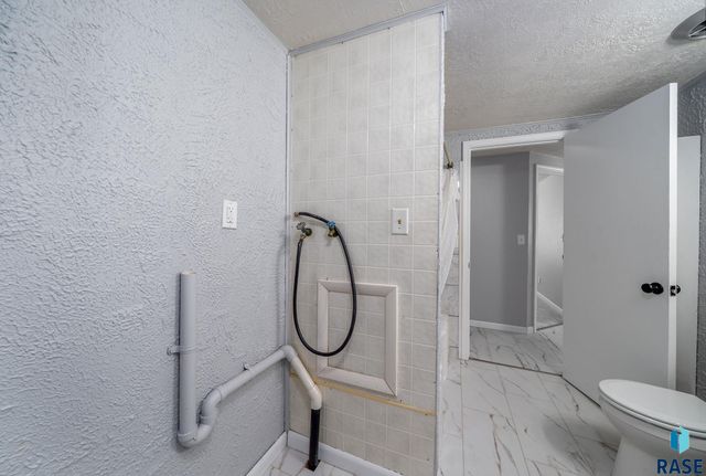 114 S Lincoln Ave, Sioux Falls, SD 57104
