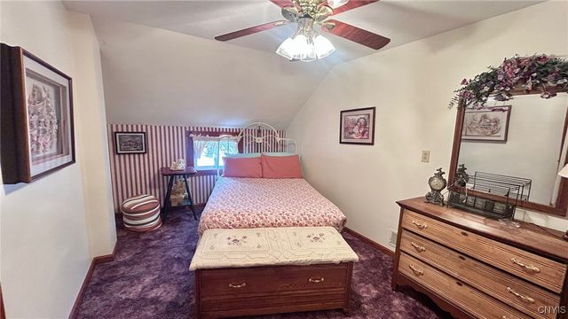 5653 East Davey Road, Cicero, NY 13029