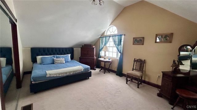 5653 East Davey Road, Cicero, NY 13029