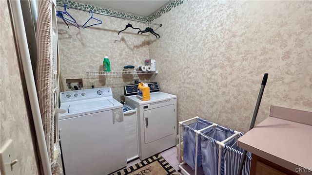 5653 East Davey Road, Cicero, NY 13029