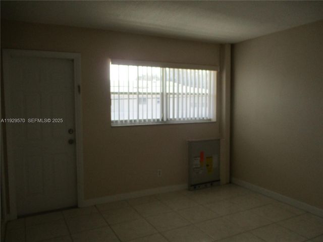 3500 Harrison St 11, Hollywood, FL 33021