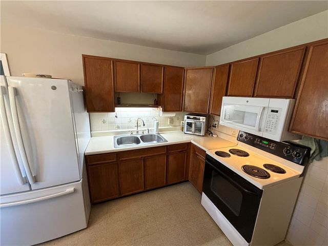 5723 Lily Lane, Harrison Twp, OH 45414