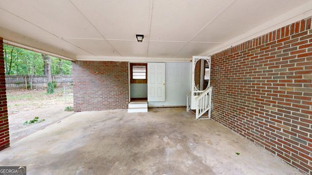6198 Rocky Creek Drive, Douglasville, GA 30135