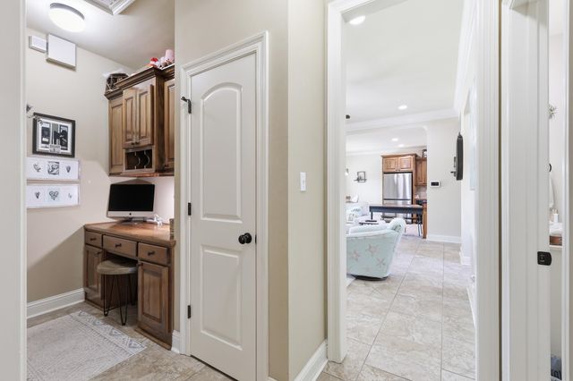 159 Lake Maclaine Avenue, Thibodaux, LA 70301