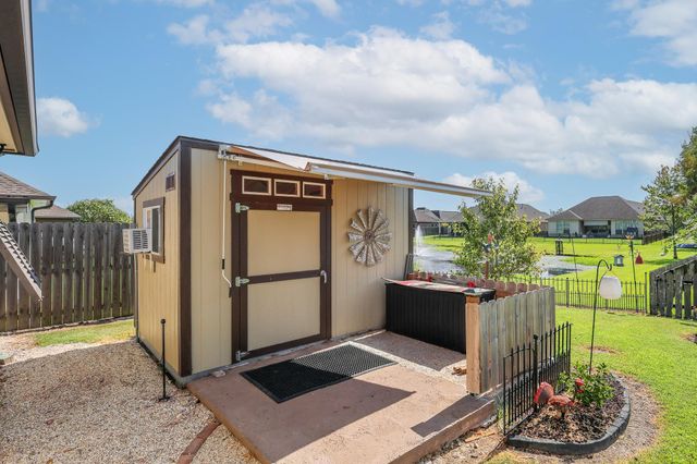 159 Lake Maclaine Avenue, Thibodaux, LA 70301