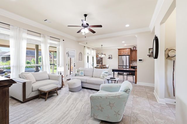 159 Lake Maclaine Avenue, Thibodaux, LA 70301