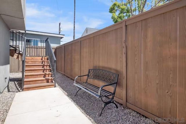 4727 Iroquois Ave, San Diego, CA 92117