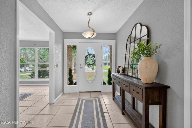 138 RIDGEFIELD Court, Orange Park, FL 32065